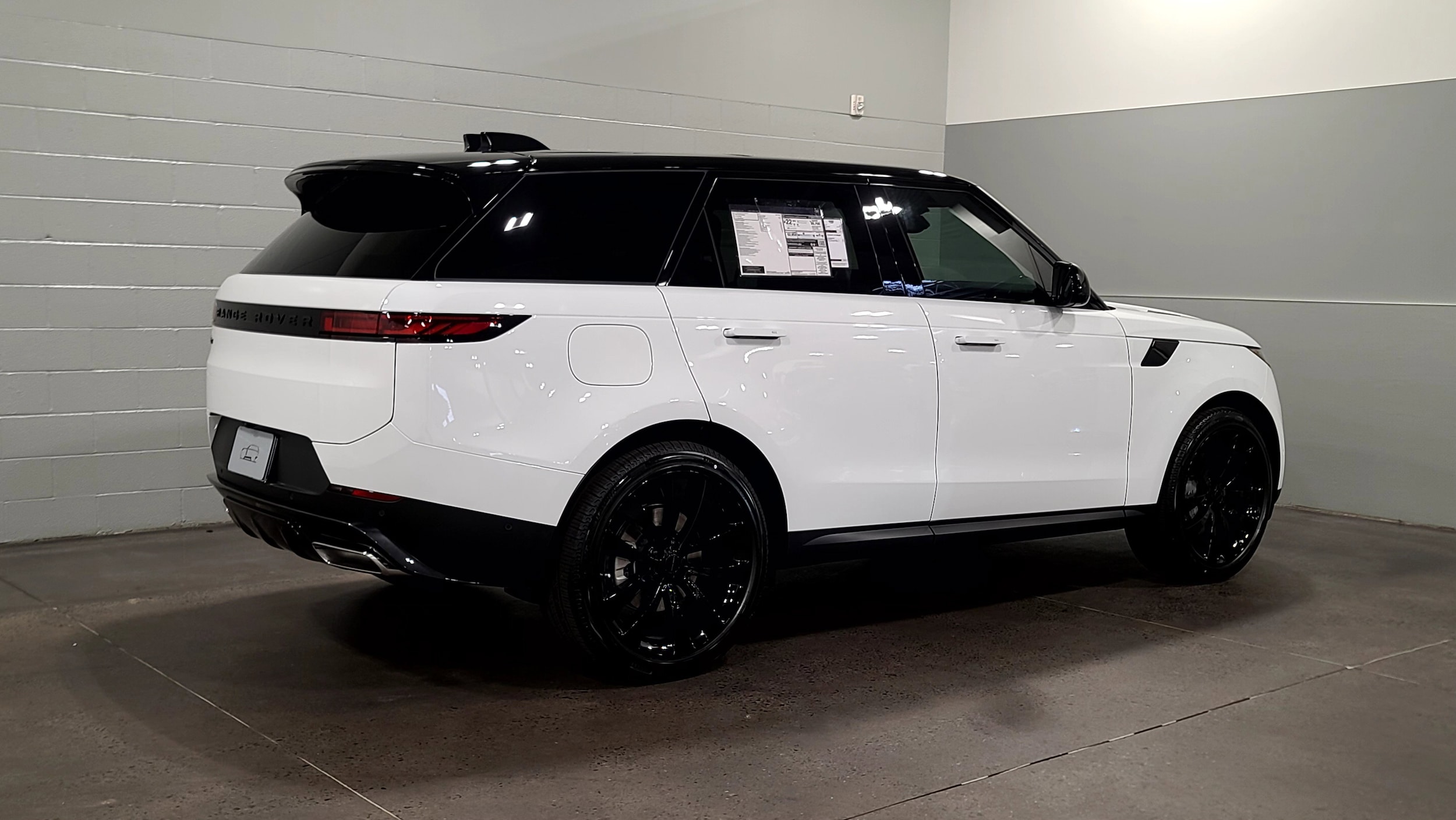 land rover range rover sport 2026 SAL1P9EU2TA628603 image land rover range rover sport 2026 SAL1P9EU2TA628603 image